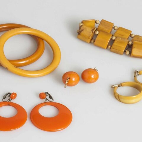 Bakelite Jewelry