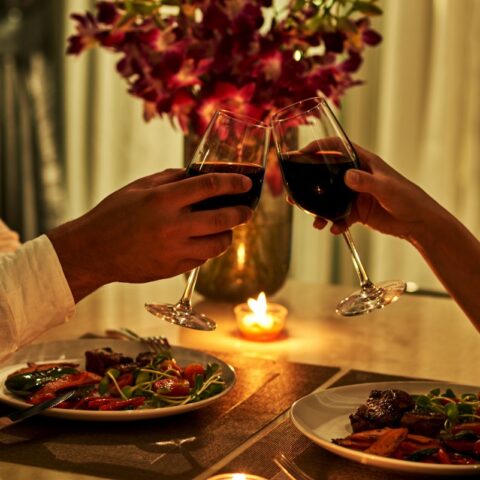 5 Steps to Planning a Romantic Dinner at Home