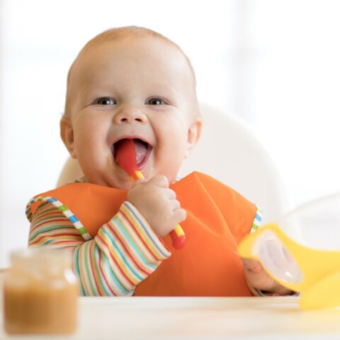 7 Ways to Cope with Feeding a Fussy Toddler