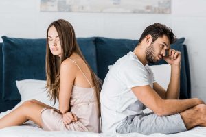 8 Signs of a Miserable Marriage