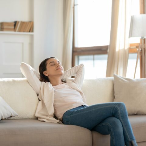 8 Great Benefits of Living Alone