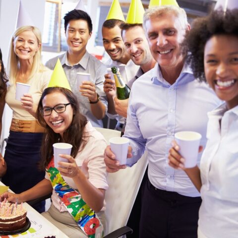 6 Creative Ways to Celebrate Your Boss’s Birthday