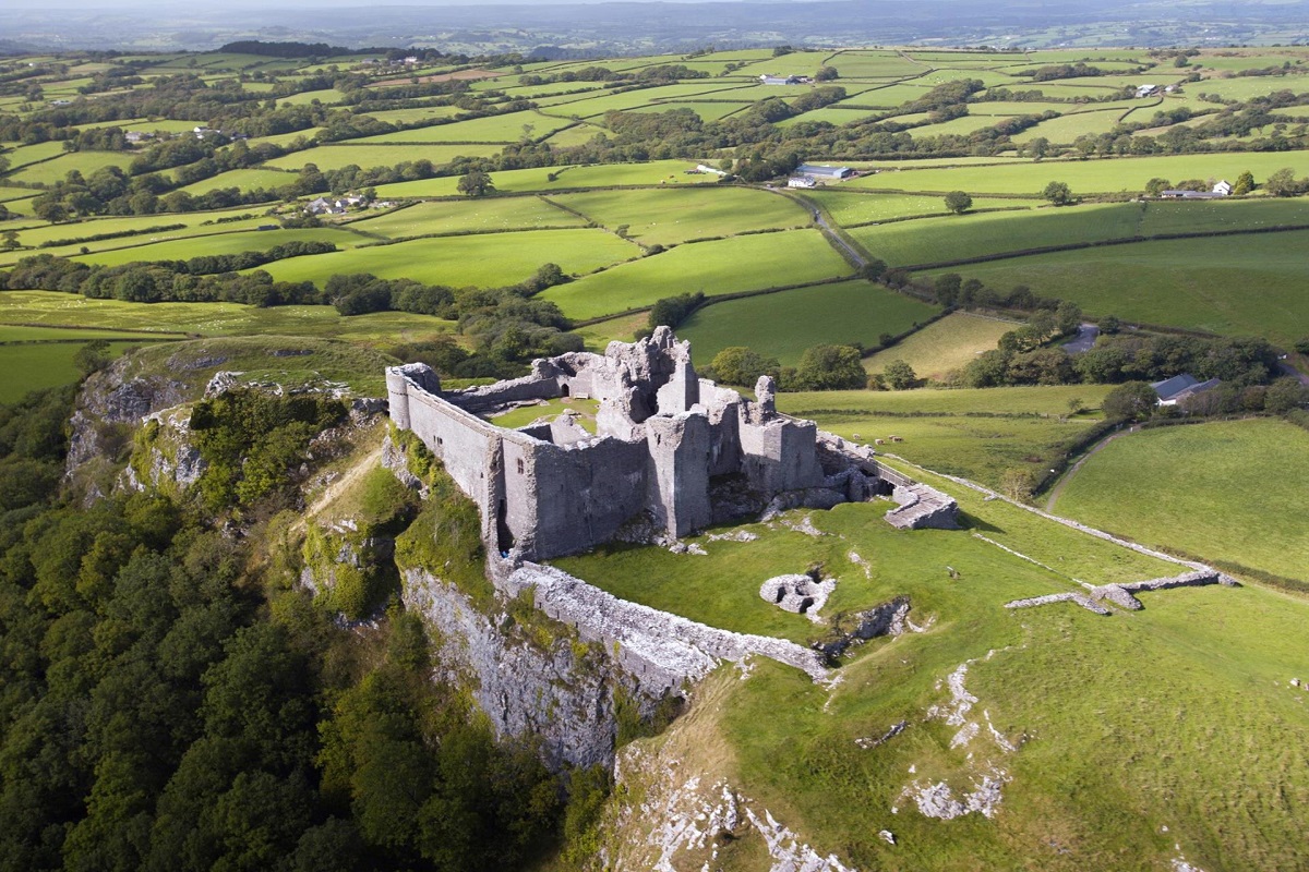 Carreg Cennen Castle, Wales