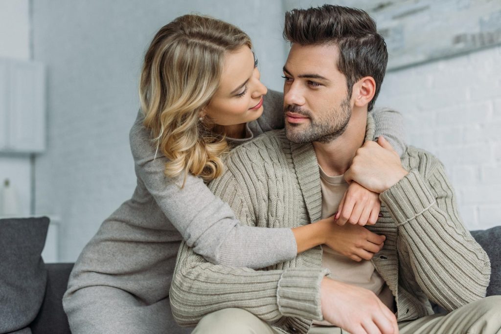 6 Signs Your Boyfriend Thinks He’s Better Than Other People