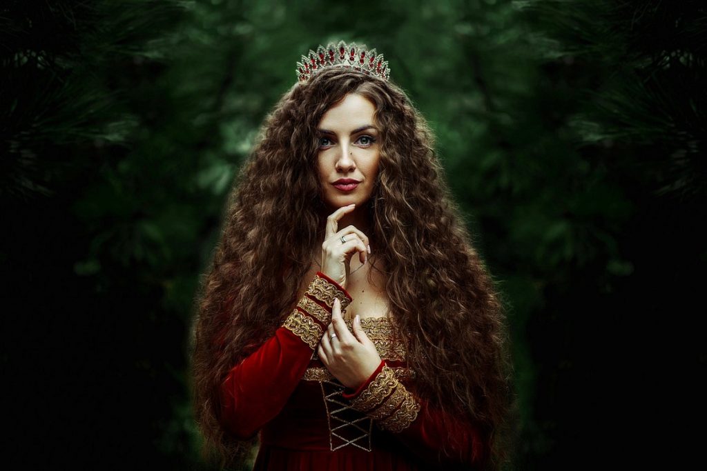 9 Great Ways to Think Like a Queen