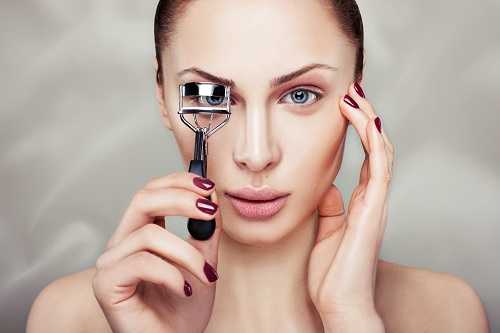 Eyelash curler