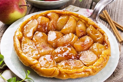 Spiced upside-down apple bundt cake