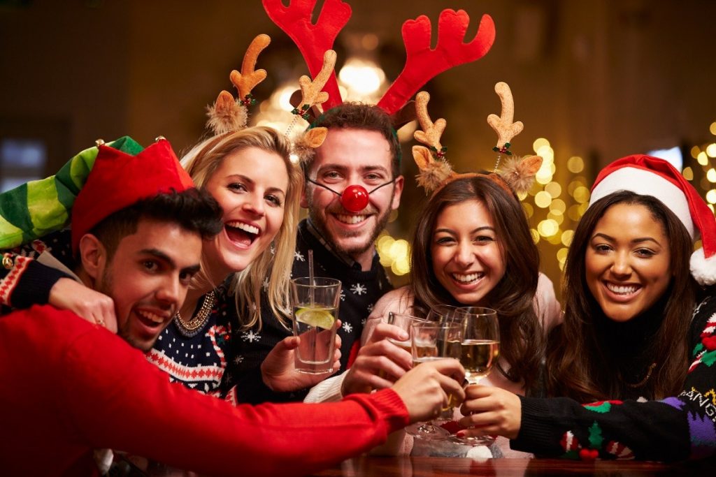 11 Best Christmas Party Games