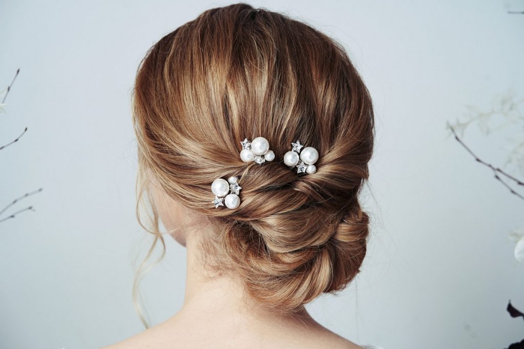 9 Most Beautiful Updos That You Can Do in Just 5 Minutes