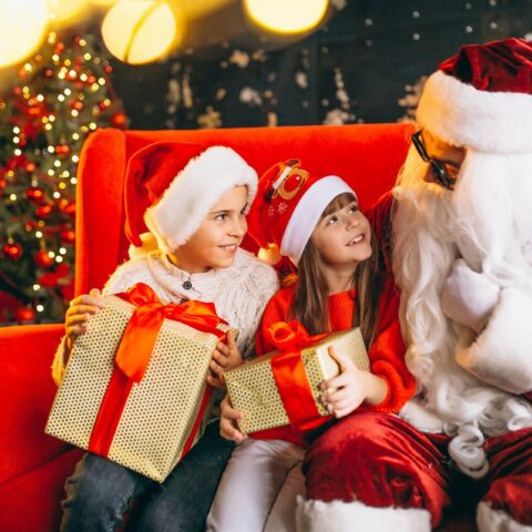 6 Ways to Keep Santa Claus Real for Your Child