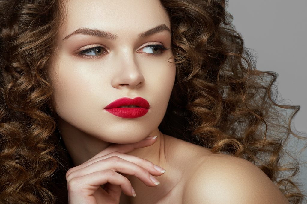 7 Date Night Makeup Mistakes to Avoid