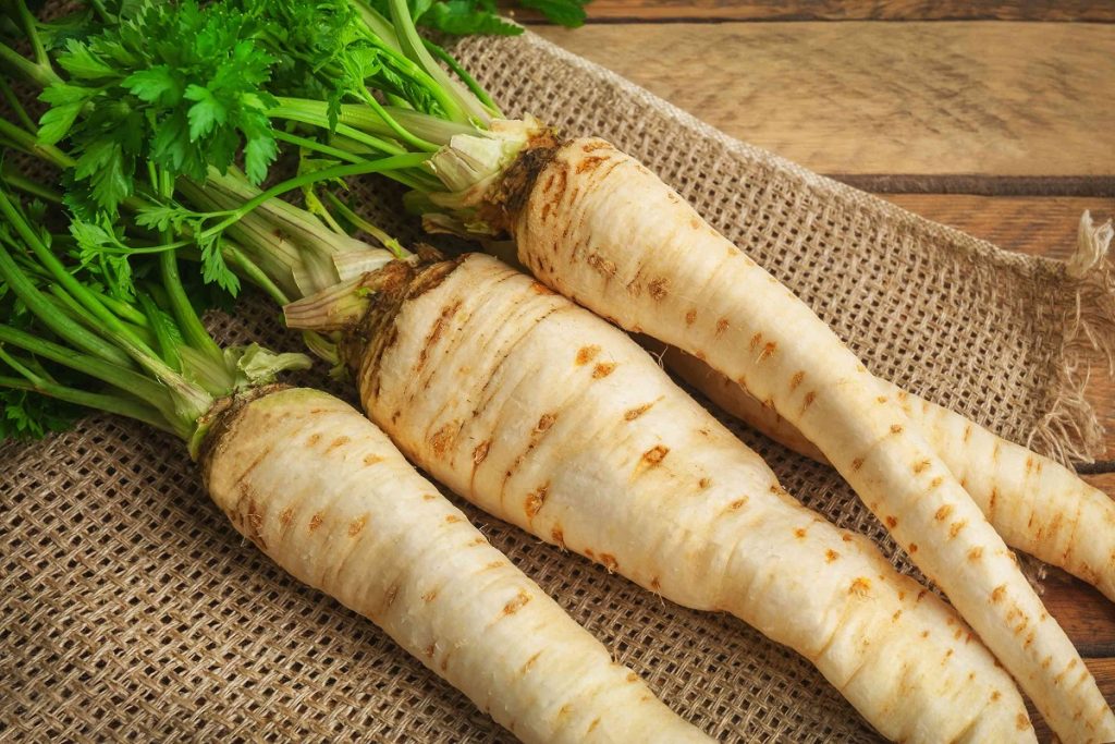 8 Amazing Health Benefits of Parsnips