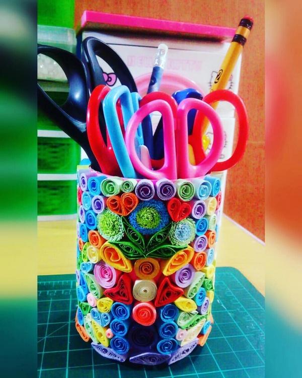 Celebrate Christmas with Kids Decorating Pencil holder