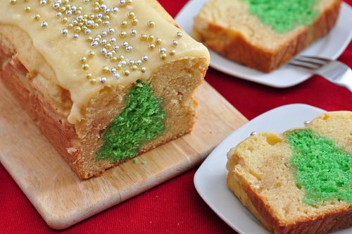 Christmas pound cake