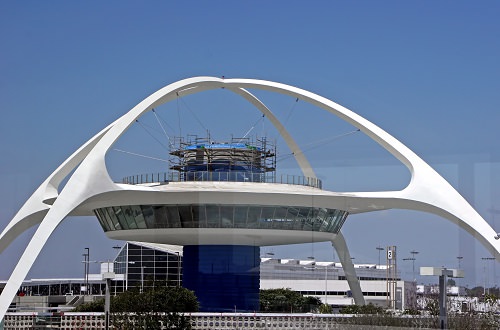  Encounter Los Angeles International Airport