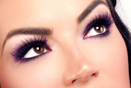 Smoky eye makeup