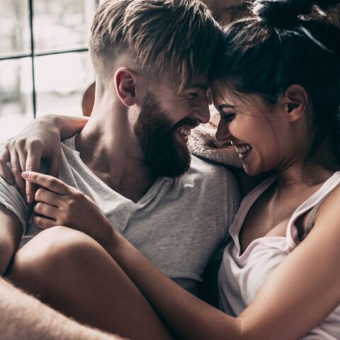 7 Amazing Ways to Make Your Boyfriend Be More Affectionate