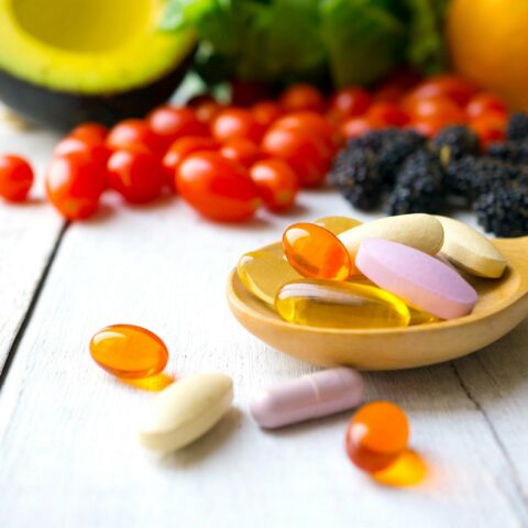 7 Ways to Know You Need a Multivitamin