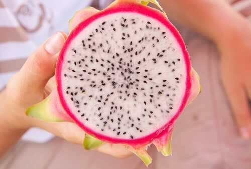 Dragon Fruit soothes sunburned skin