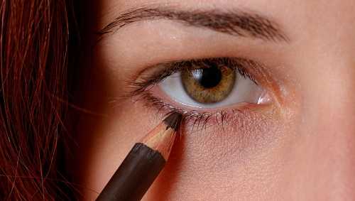 Avoid Black Eyeliner