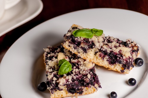 Blueberry hazelnut bar