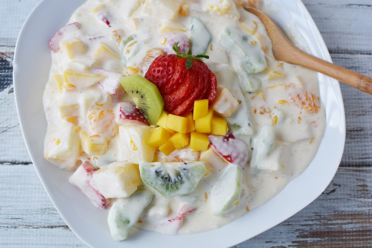 Cheesecake fruit salad