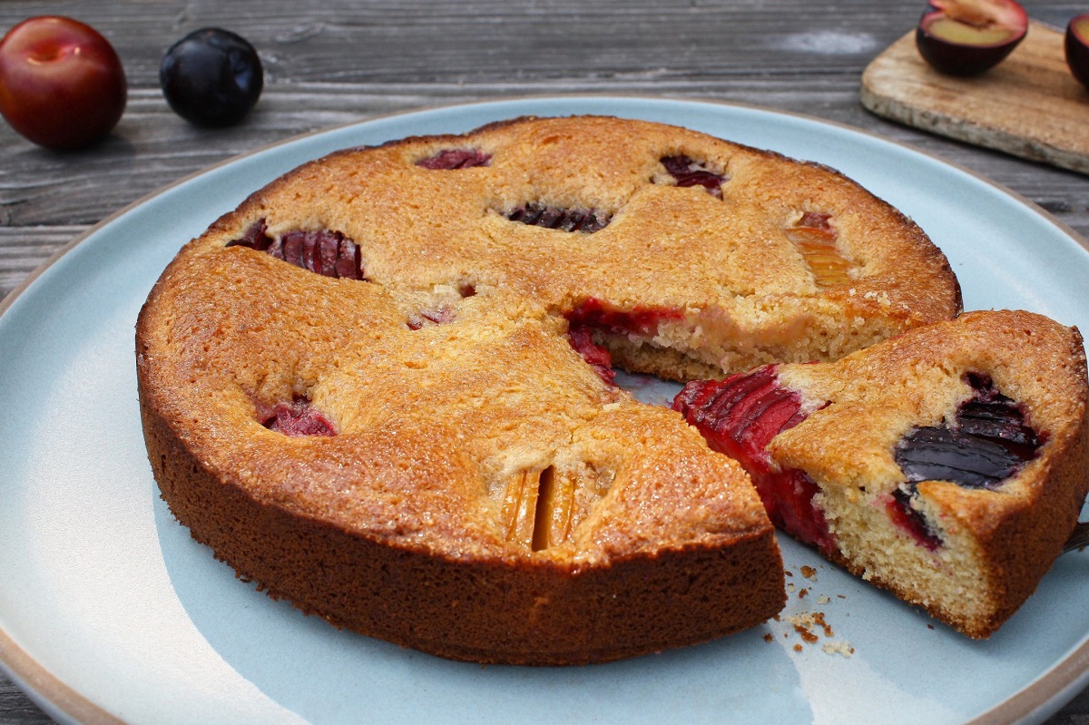 Moist plum cake