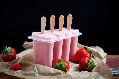 Yogurt pops