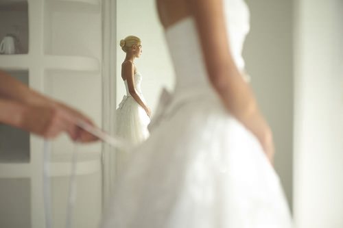 A wedding shot of everyone getting ready