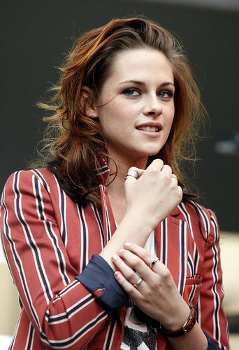 Kristen Stewart with dyed hair