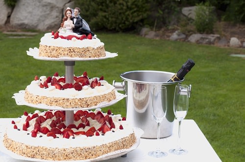 The nude wedding cake