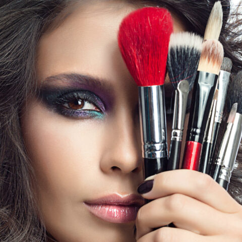 10 Smart Ways to Care for Your Makeup Brushes