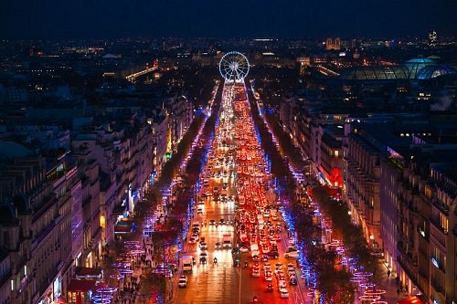 Admire the lights around the city of Paris