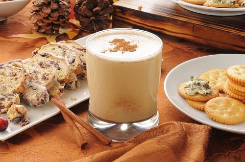 Eggnog Holiday Beverages