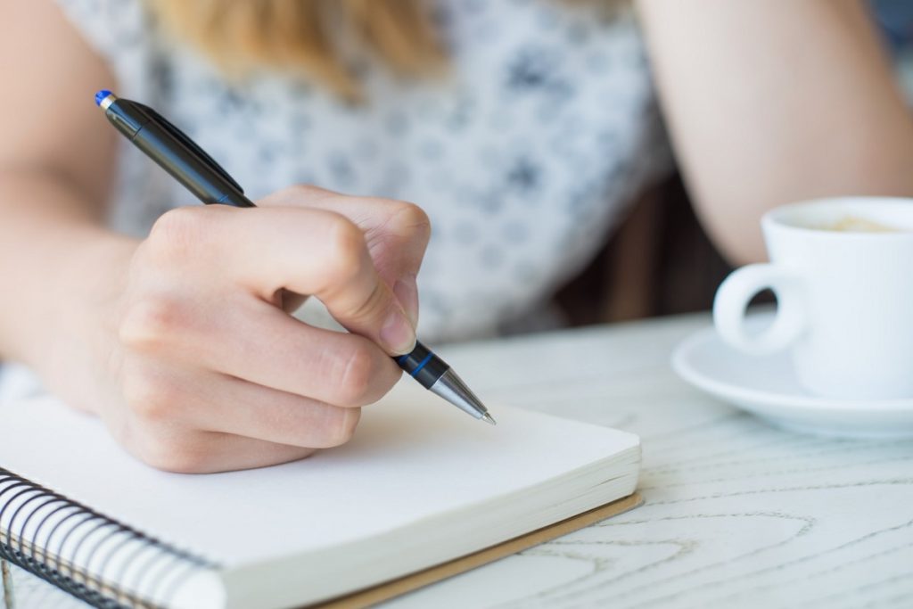 7 Things You Should Write Down Each Morning