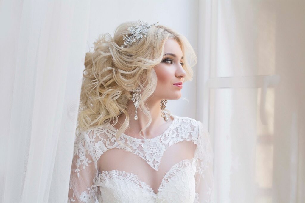 Chic Braided Bridal Hairstyles