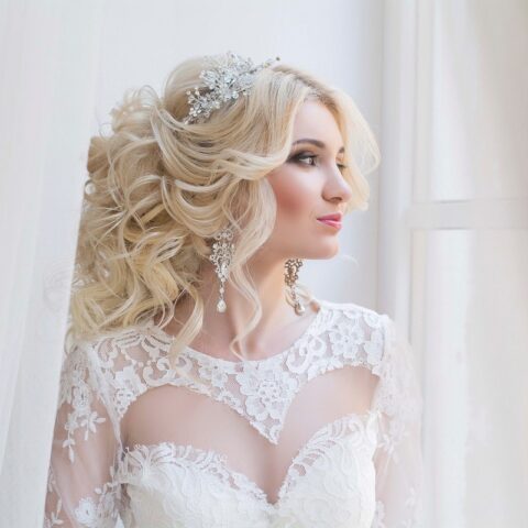 Chic Braided Bridal Hairstyles