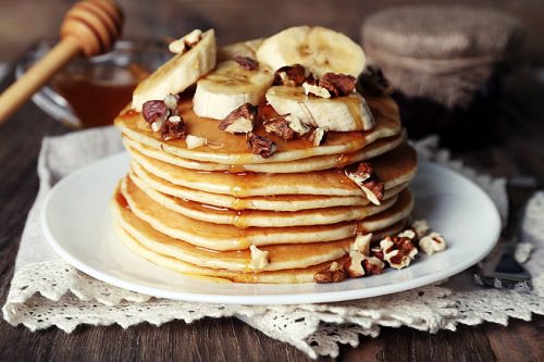 Greek Yogurt Pancakes with Banana and Honey