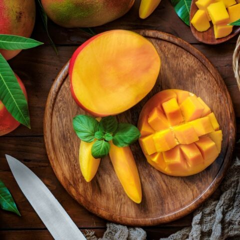 10 Fabulous Reasons to Fall in Love with Mangoes