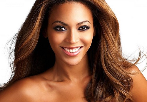 Beyoncé with dyed hair