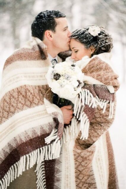 Specifics of a Winter Wedding Photo Shoot