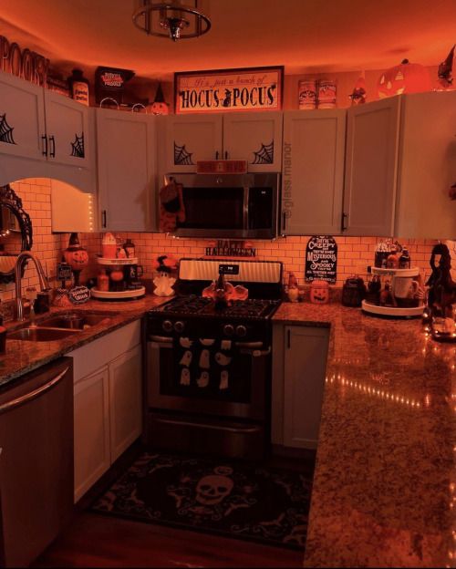 Kitchen Halloween Decoration