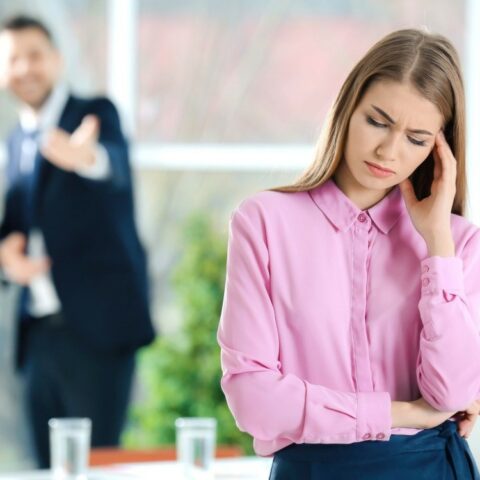 10 Peaceful Ways to Handle Bullies in the Office