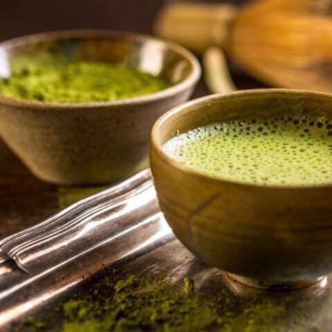 7 Fairly Undeniable Reasons to Switch to Matcha Green Tea