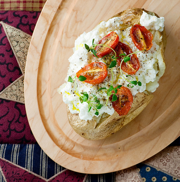 Baked Potato with Ricotta and Tomatoes