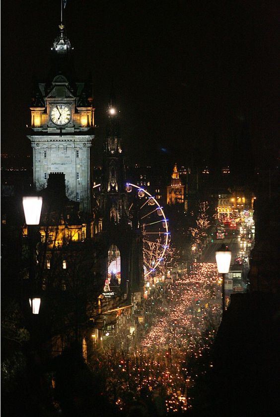 edinburghs hogmanay