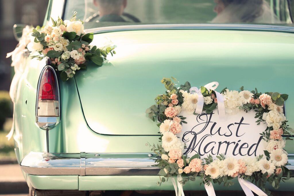 10 Wedding Traditions You Can Skip