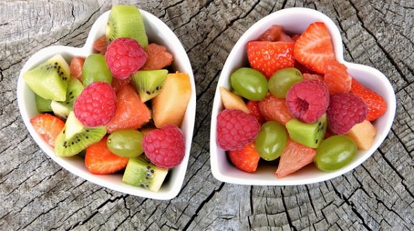 Healthy Fruits and Berries to Boost Your Heart Health