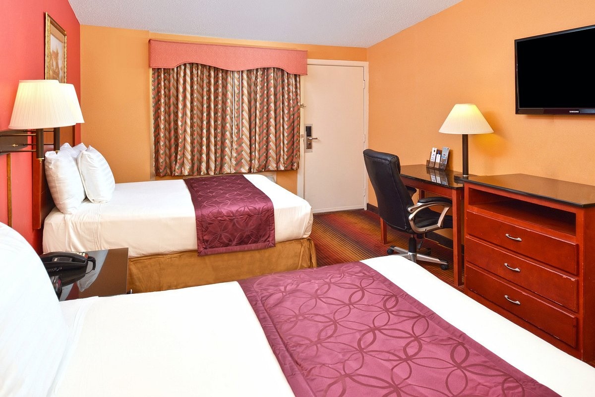 Americas Best Value Inn Smithtown Long Island