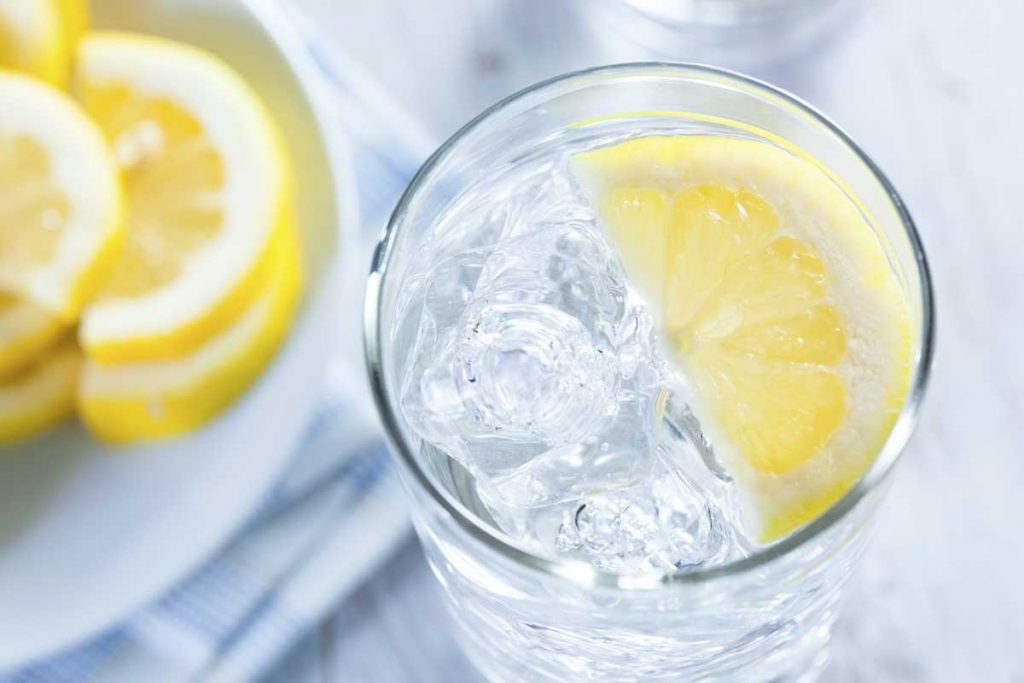 Incredible Benefits of Lemon Water